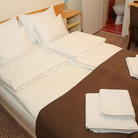Hotel Oaza S *