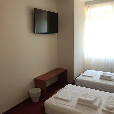 Hotel Oaza S *